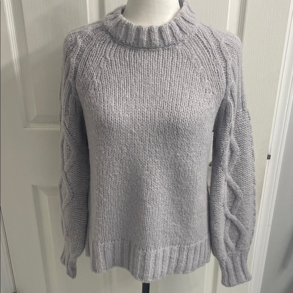 cocogio Sweaters - Cocogio Sweater Cozy Lt. Gray Mock Neck Cable Knit Sleeves OS Relaxed FitSz S